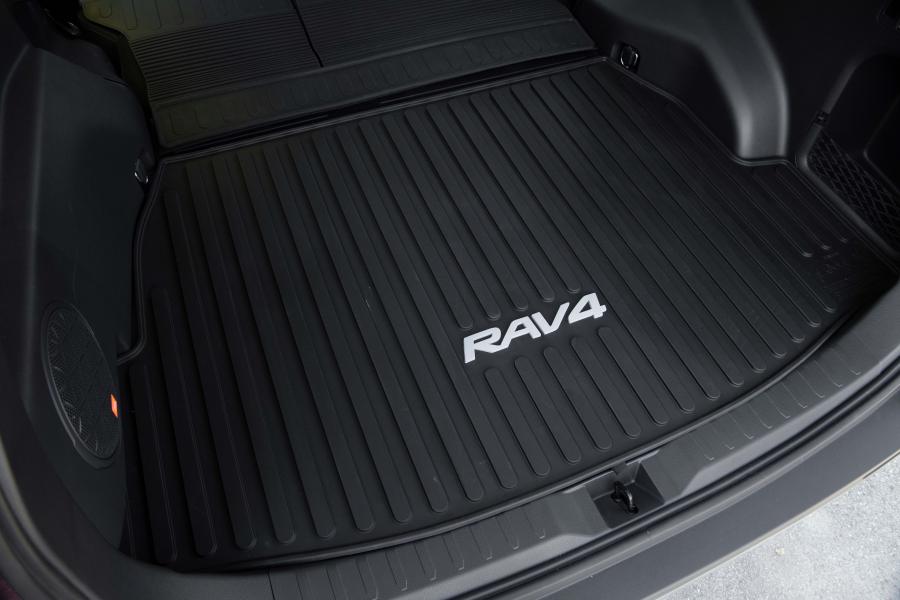Багажник Toyota RAV4 Adventure 2018 года  (NA) (фото 191 из 196)